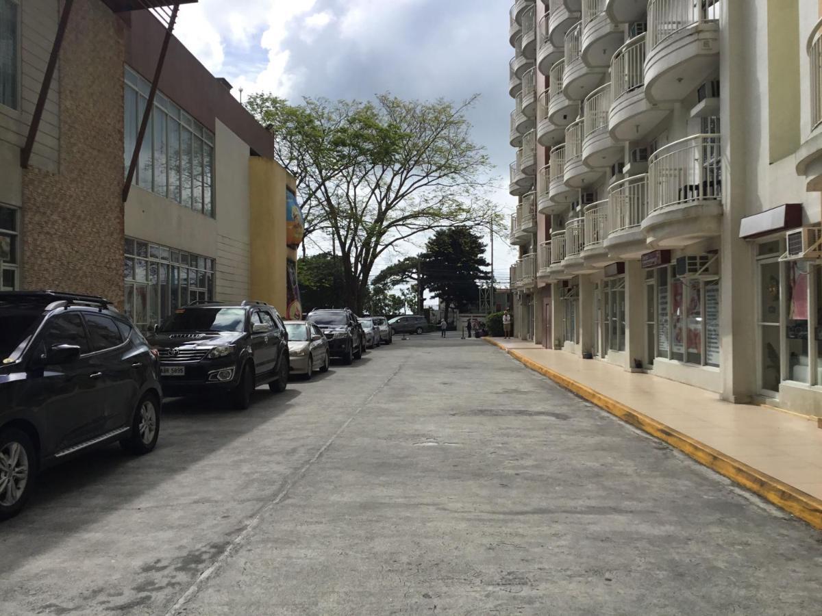 Condo With Free Swimming Pool & Viewing Deck Tagaytay City Exterior photo