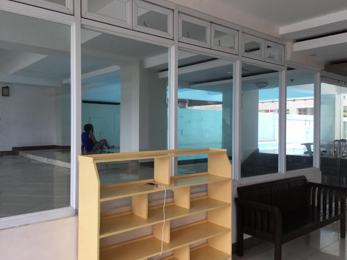 Condo With Free Swimming Pool & Viewing Deck Tagaytay City Exterior photo