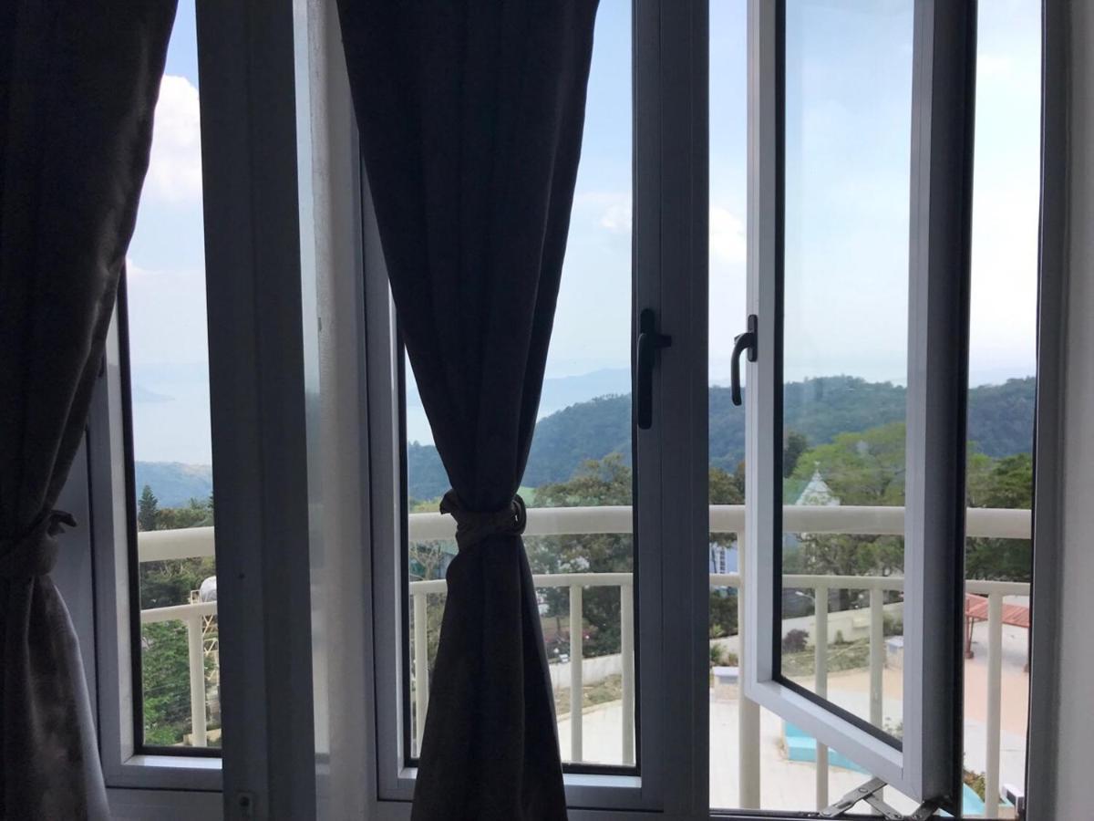 Condo With Free Swimming Pool & Viewing Deck Tagaytay City Exterior photo