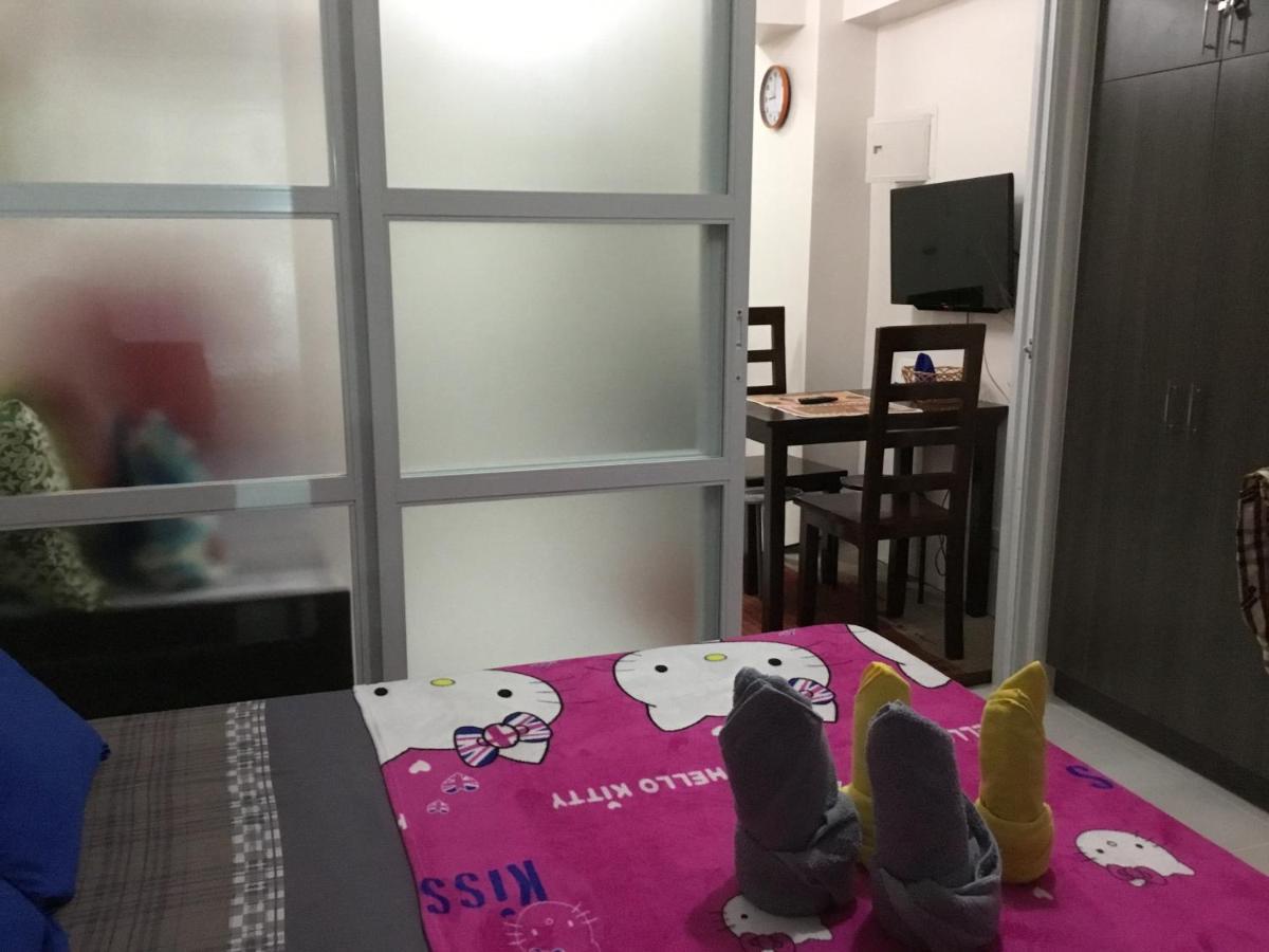 Condo With Free Swimming Pool & Viewing Deck Tagaytay City Exterior photo
