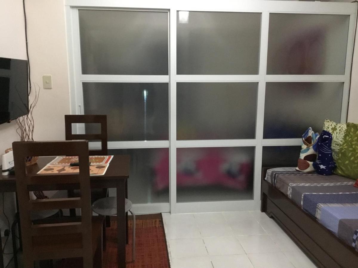 Condo With Free Swimming Pool & Viewing Deck Tagaytay City Exterior photo