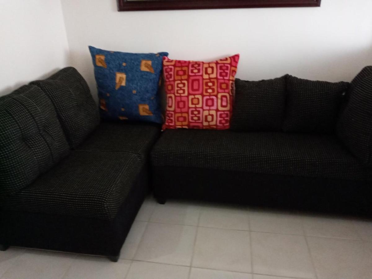 Condo With Free Swimming Pool & Viewing Deck Tagaytay City Exterior photo