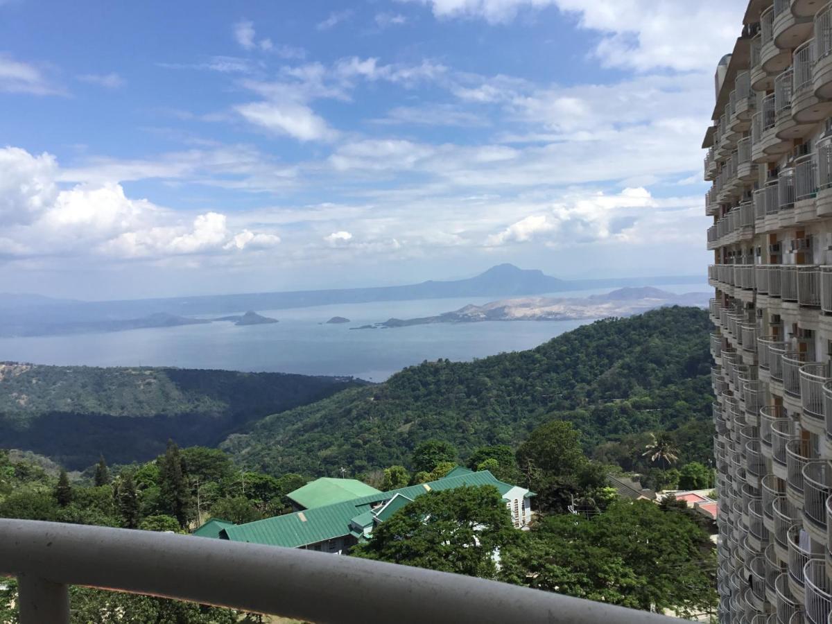Condo With Free Swimming Pool & Viewing Deck Tagaytay City Exterior photo