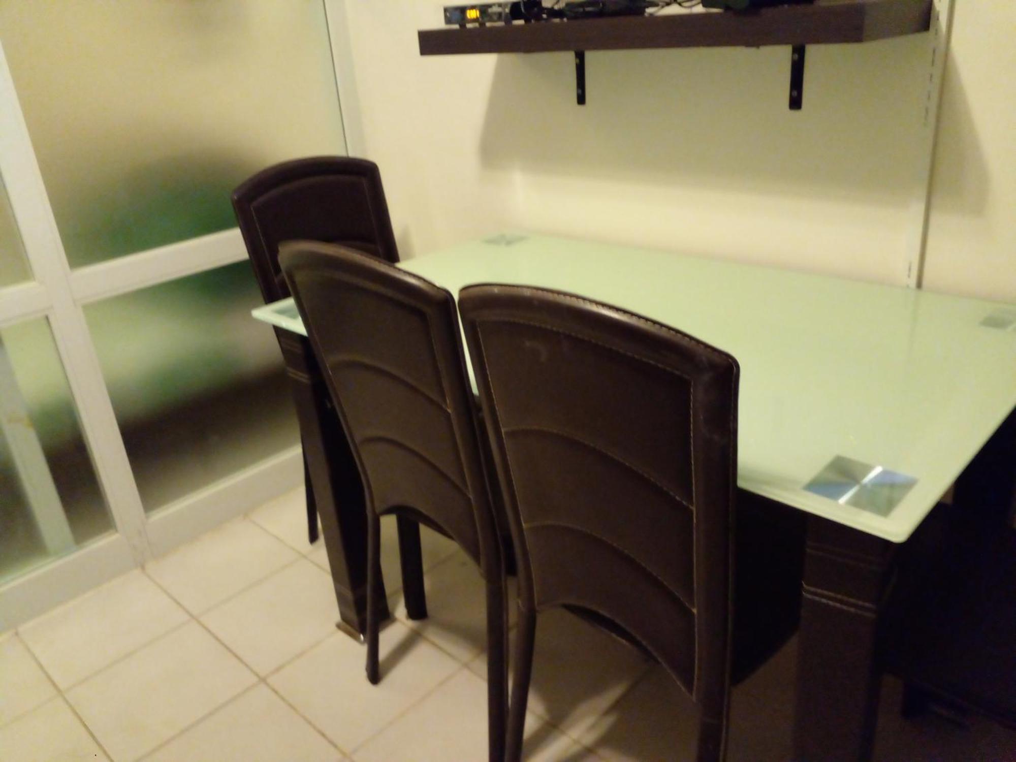Condo With Free Swimming Pool & Viewing Deck Tagaytay City Room photo